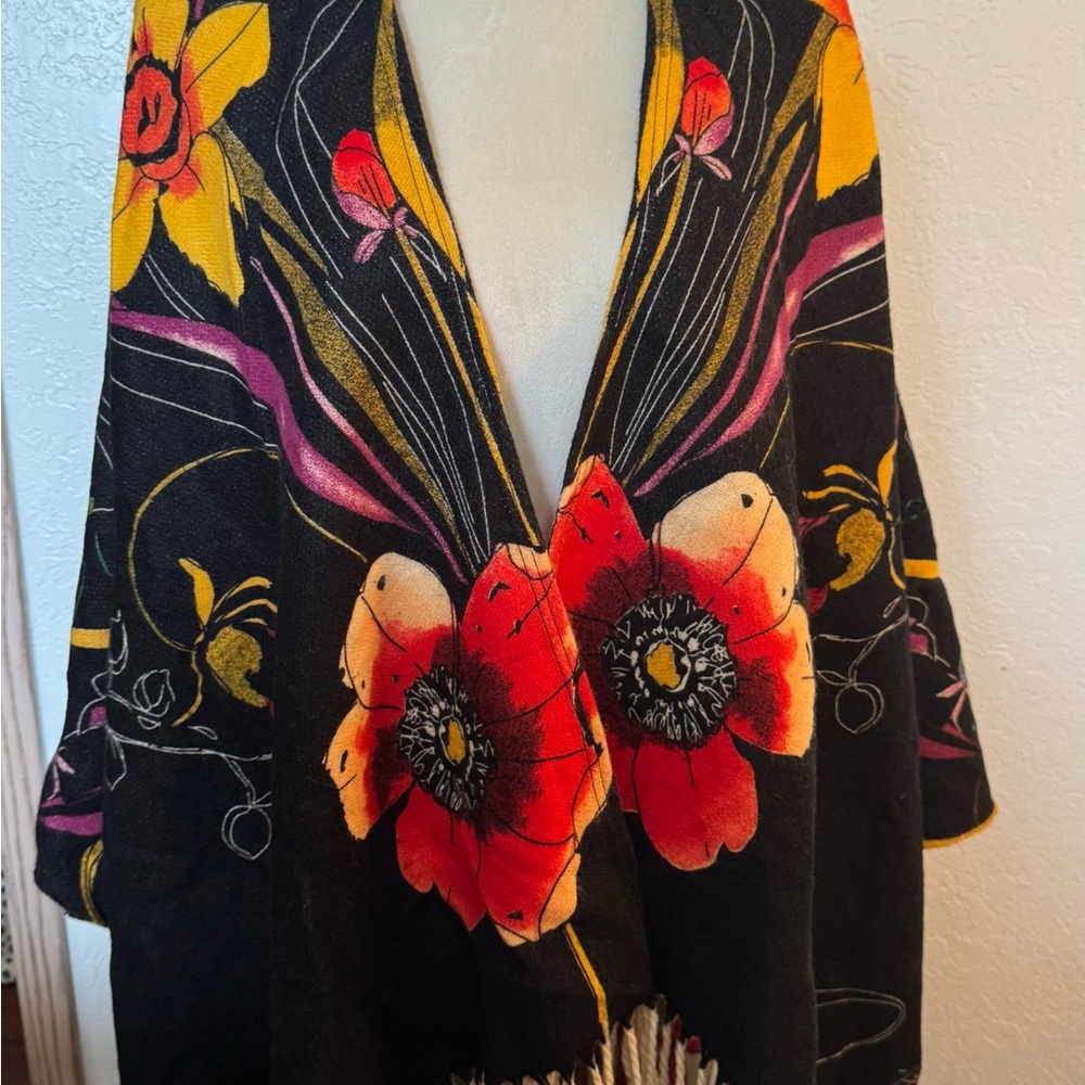 Desigual Multicolor Floral Shawl